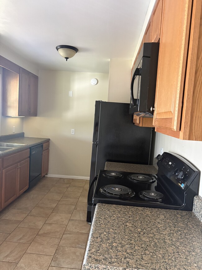 84 Skyview Terrace