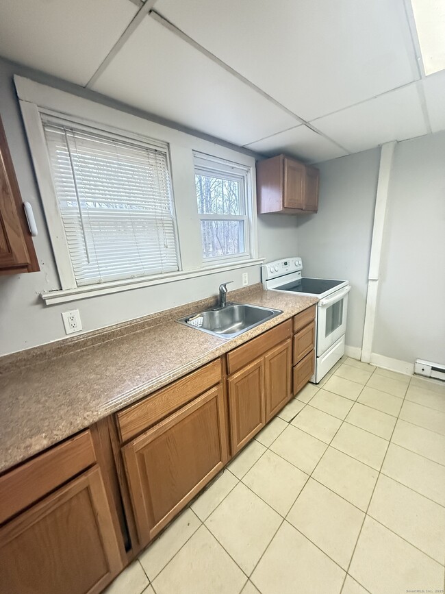 Photo - 23 Hayward Ave Unidad Cottage #2