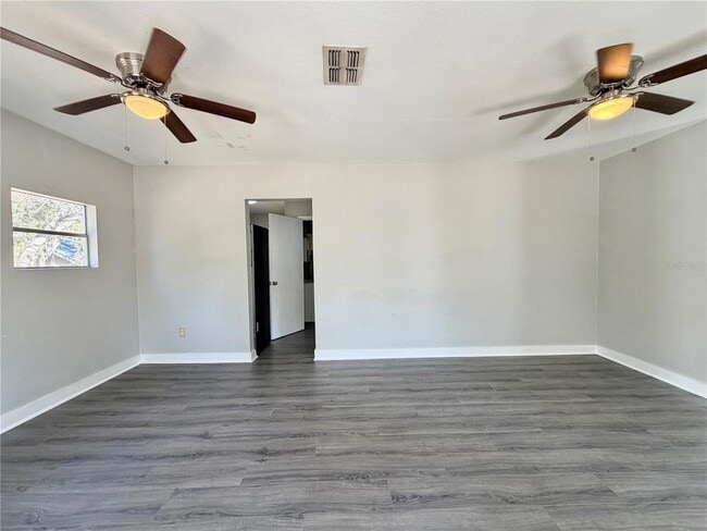 Photo - 506 Park Way