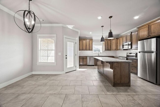 Photo - 1052 Hampton St