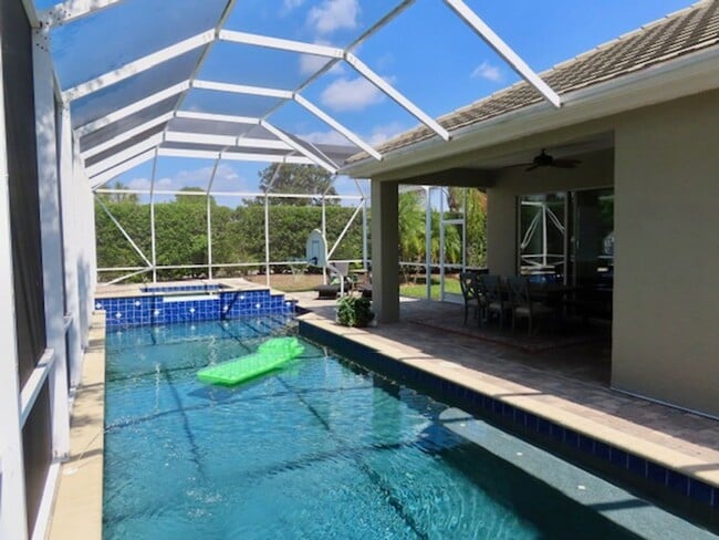 Photo - FURNISHED 3/2 & HEATED POOL -   RENTAL IN ROSEDALE COUNTRY CLUB!!