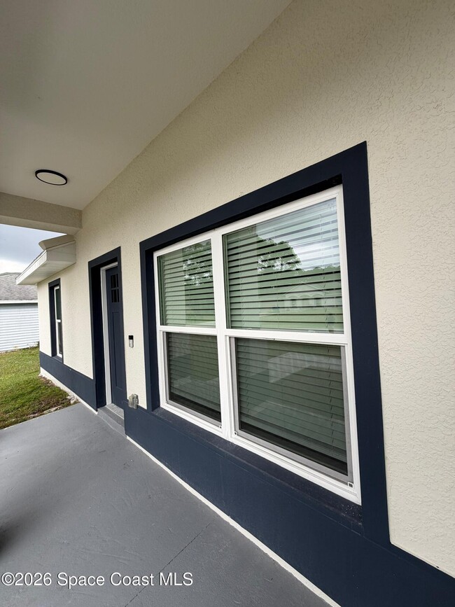 Photo - 1013 Hammacher Ave SW
