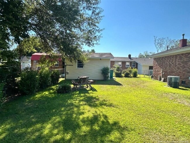 Photo - 511 East St
