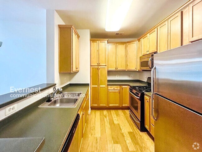 Building Photo - 21197 McFadden Square Unit 203 Rental