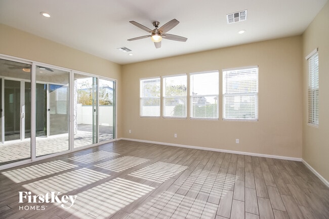 Photo - 355 N 157th Ln