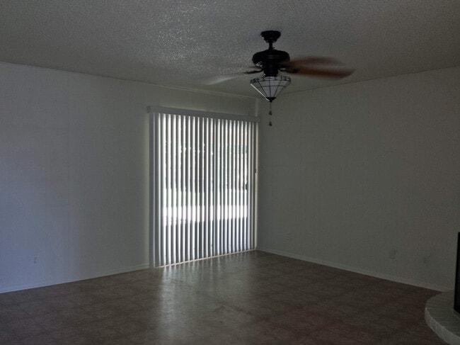 Photo - Almost 2000 SF home near Fresno State