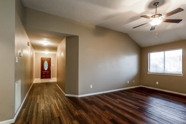 Photo - 21492 Palace Pines Dr