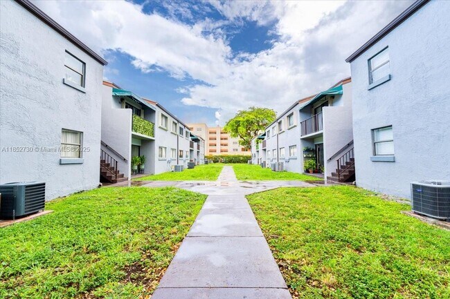 Photo - 7419 SW 152nd Ave Unit 8-207