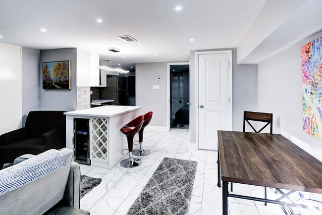 Photo - 3 New York Ave NW