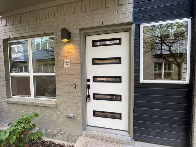 Photo - Modern living in trending East Dallas at METRO AT LIVE OAK!