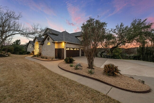 Photo - 7905 Brightman Ln