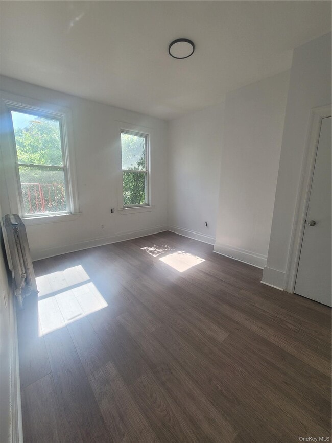 Building Photo - 3553 Holland Ave