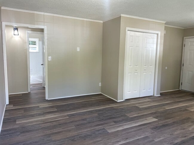 Photo - 1199 Unit 325 MCMASTERS ST