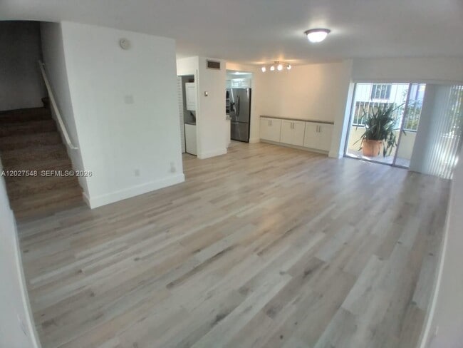 Building Photo - 5838 SW 74th Terrace Unit 118