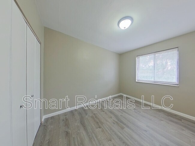 Photo - 4300 Fairview Ave