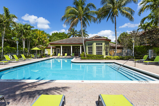 Delray Bay - Delray Bay Apartments