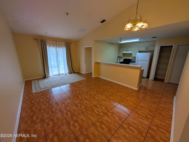 Building Photo - 6051 Maggies Cir Unit 113
