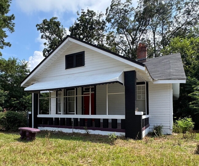 Building Photo - 1011 Sayre St Rental