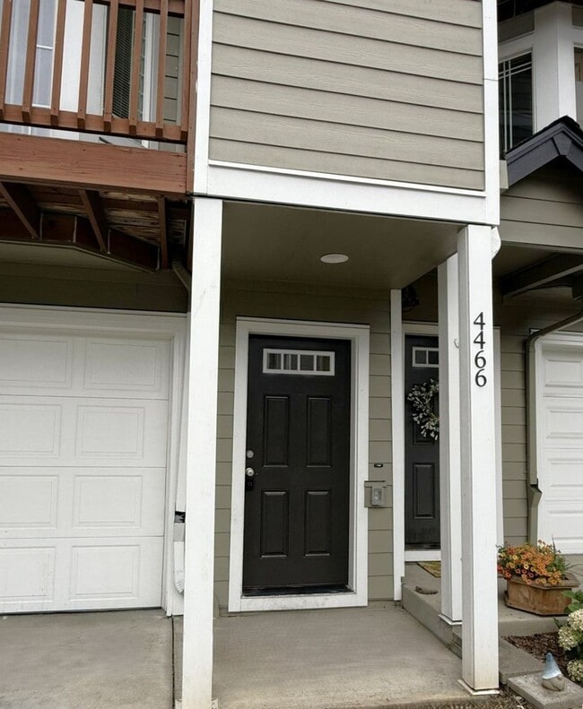 Photo - 3 Story ~ 3 Bed/3 Bath Townhome in Parkview Village!