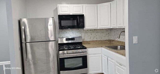 Building Photo - 12 Cypress St Rental