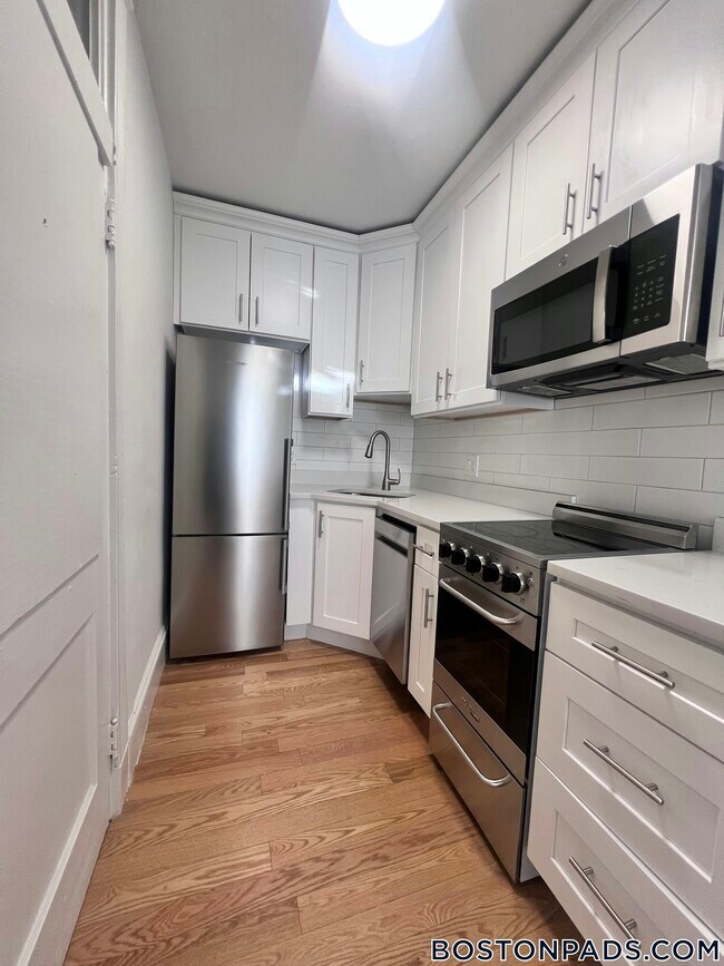 Photo - 175 Hemenway St Unit 15