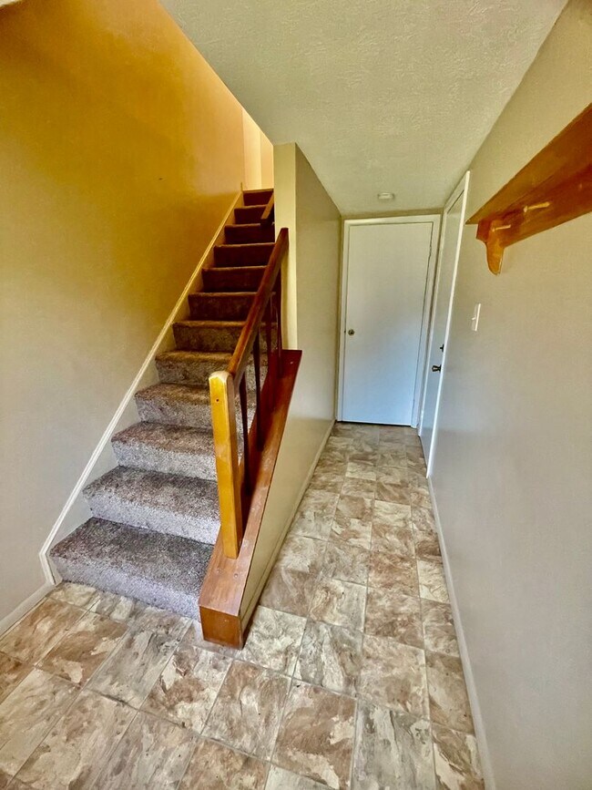 Photo - 3 Bed 1.5 Bath- Bridgeville PA