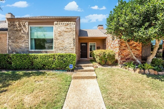 Building Photo - 6807 Anglebluff Cir