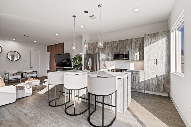 Photo - 6819 Rocinante Ln