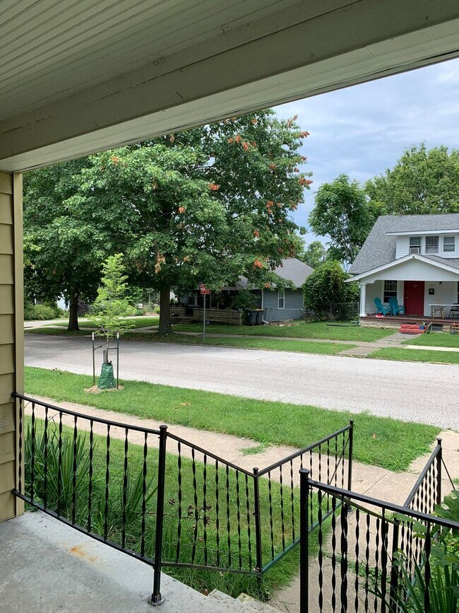 Photo - 408 E 16th St Unidad 408 E. 16th St