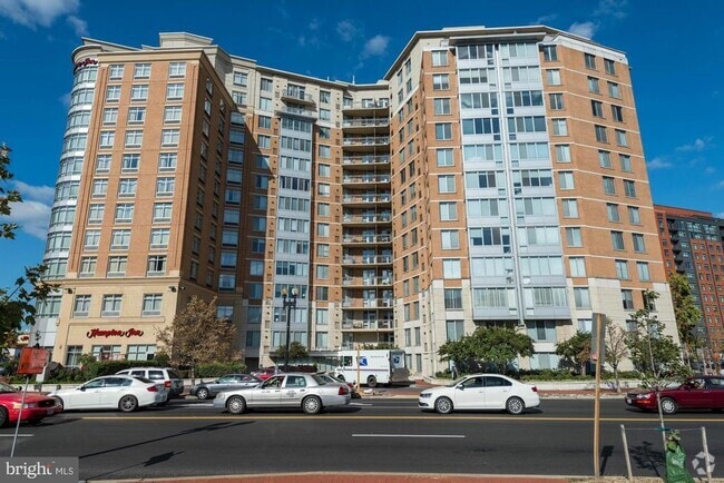 Building Photo - 555 Massachusetts Ave NW Unit 411 Rental