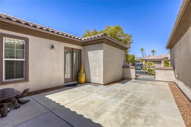 Photo - 7286 Mt Kearsarge St