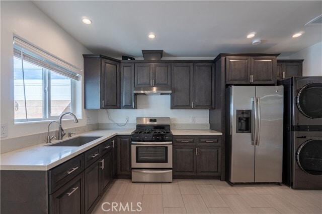 Building Photo - 10932 Oro Vista Ave