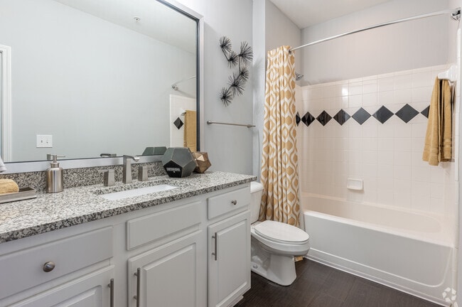 EL DELMAR - BAÑO PRINCIPAL - Oaks at Sugarloaf