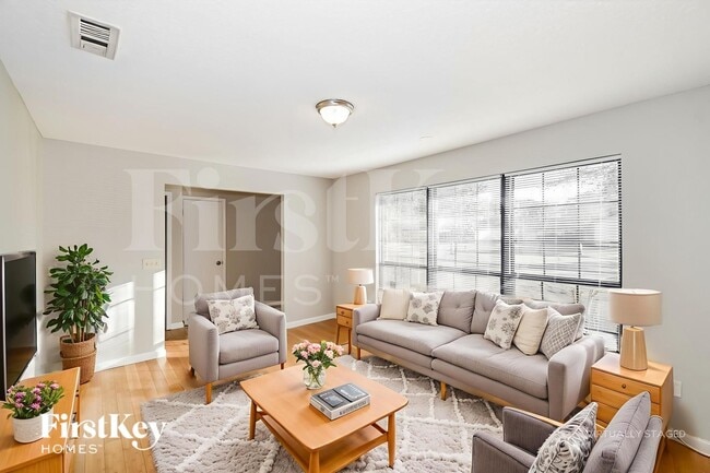 Photo - 2462 Ridgecrest Ave