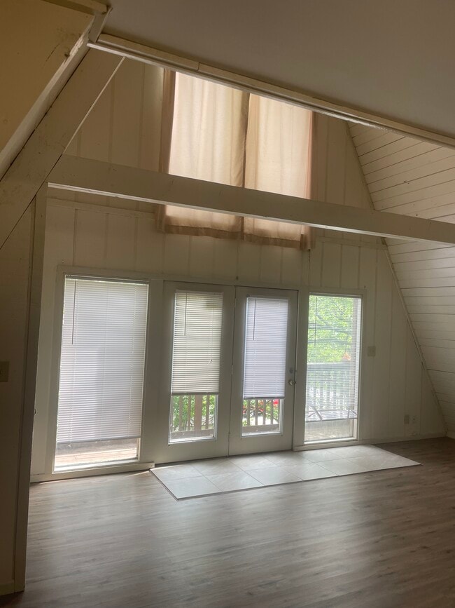 Photo - 3102 Alpine Dr Unit 102