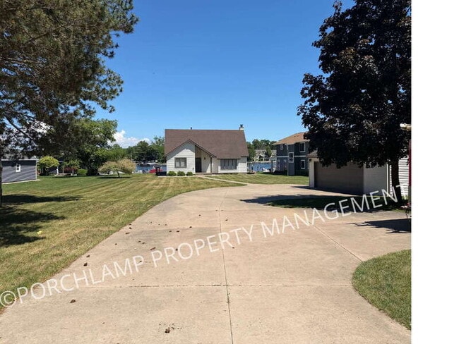 Photo - 15770 Connelly Ave