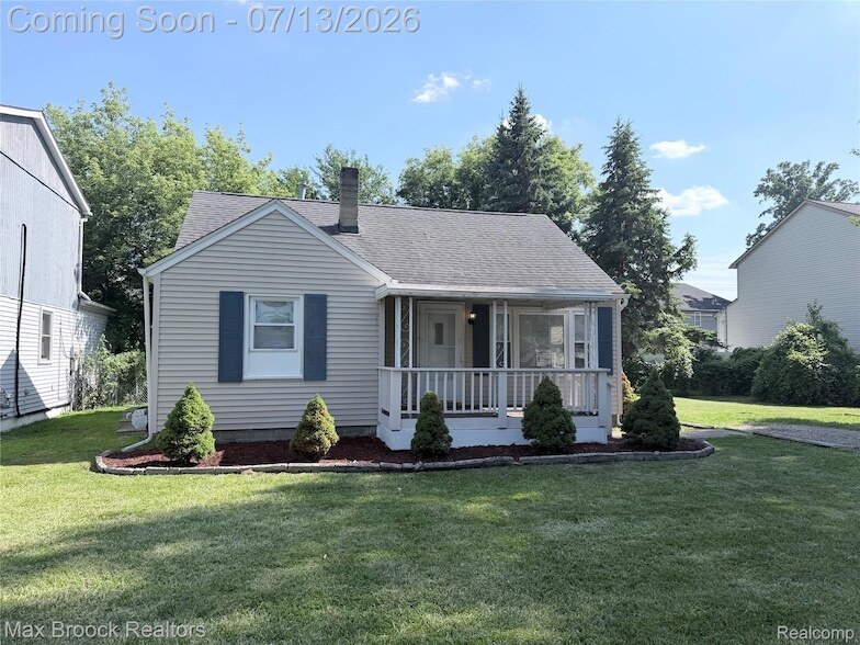 Photo - 1130 Birchwood Ave