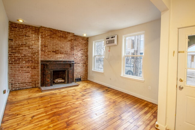 Photo - 201 Center Ave