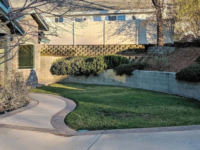 Photo - 1043 Diamante Robles Ct