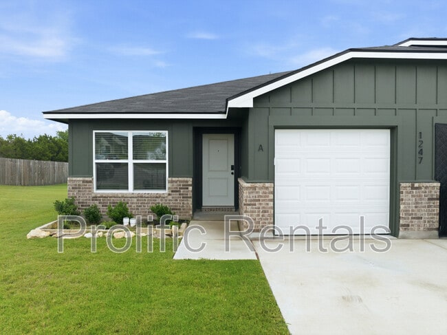 Photo - 1247 Concord Dr