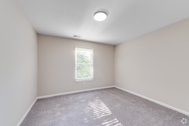 2 BR, 1 BA, 984 SF