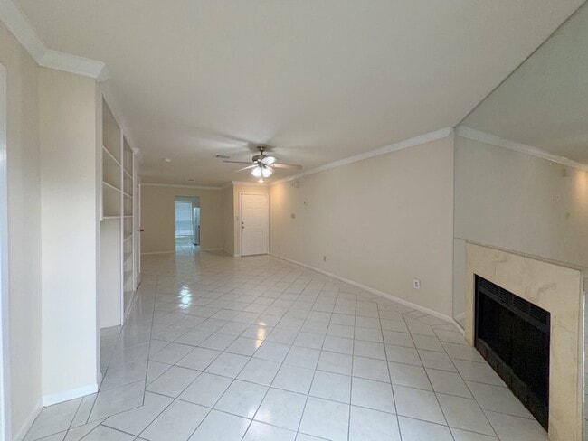 Photo - 6666 Harbor Town Dr Unit A110