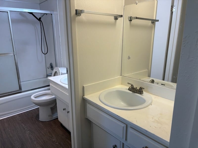 Photo - Jersey Way Apartments