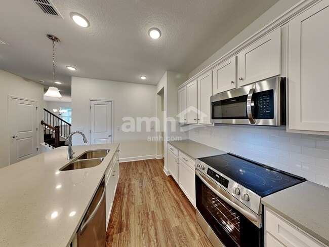 Photo - 2863 Alanas Mdw Wy