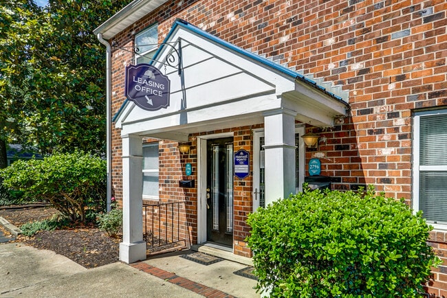 Building Photo - Remuda Crossing & Heritage Pointe Apartments