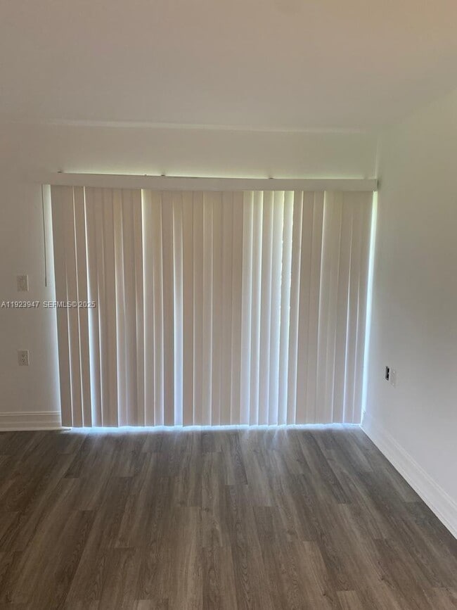 Photo - 1089 Benoist Farms Rd Unit 107