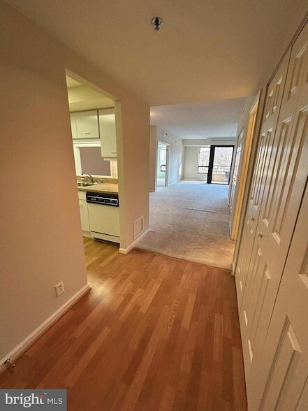 Photo - 1100 Lovering Ave Unit 204