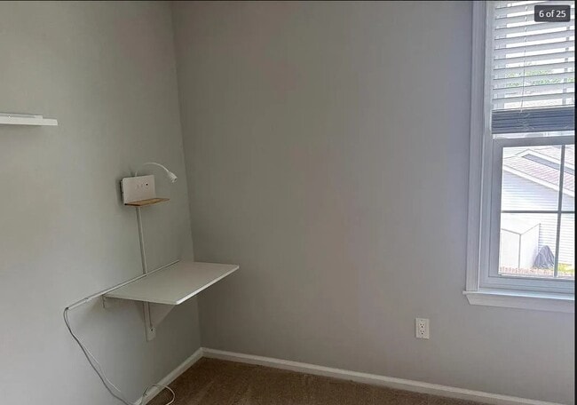 Photo - 119 Stoneham Dr