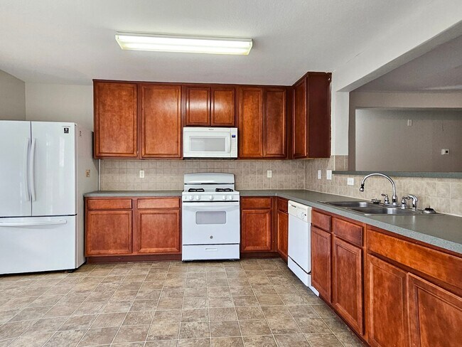 Photo - 18315 Fair Grange Ln