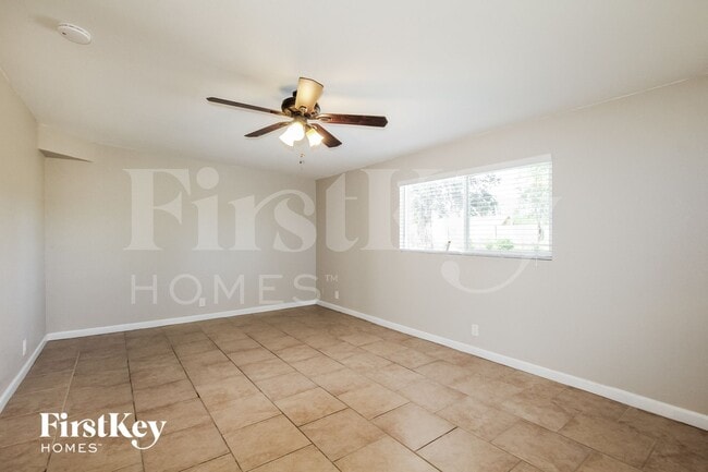 Photo - 4138 E Bluefield Ave